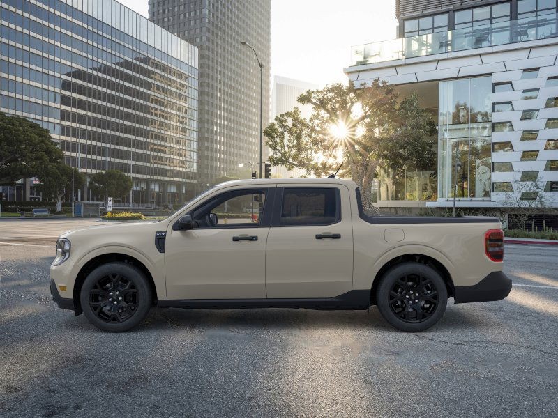 2025 Ford Maverick XLT photo 4