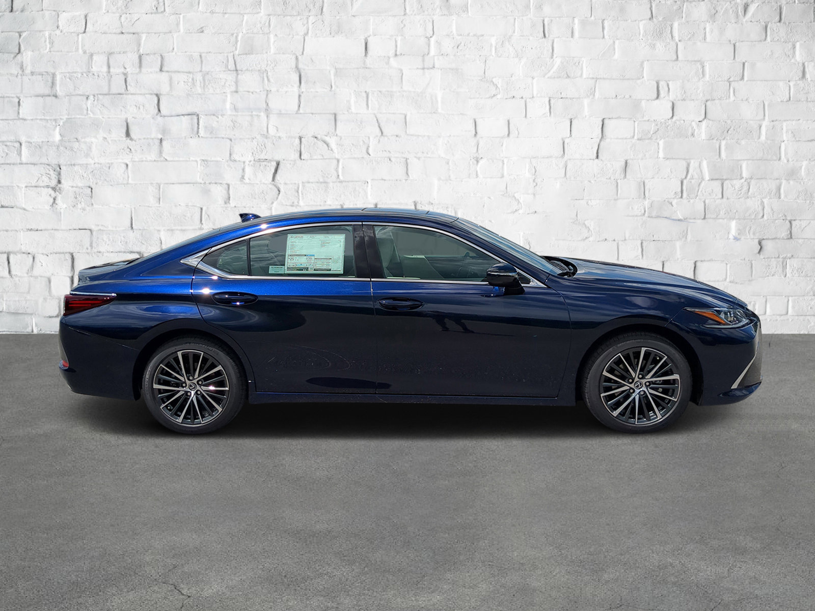 2025 Lexus ES 350 photo 3