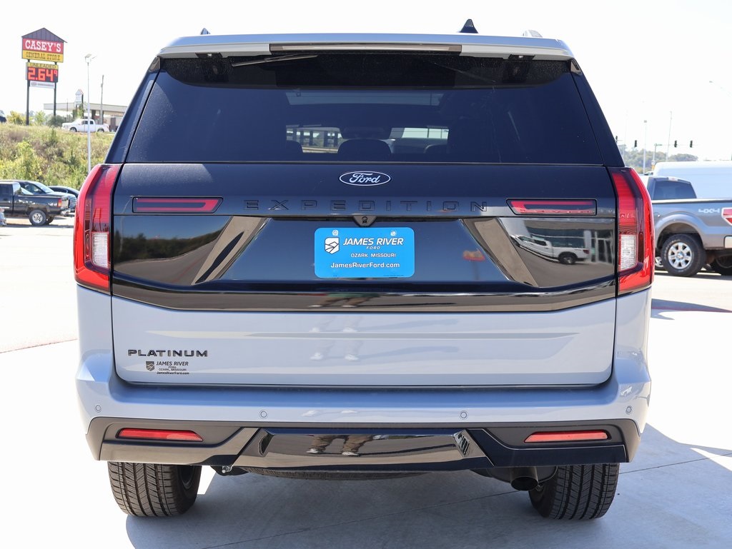 2025 Ford Expedition Platinum photo 3