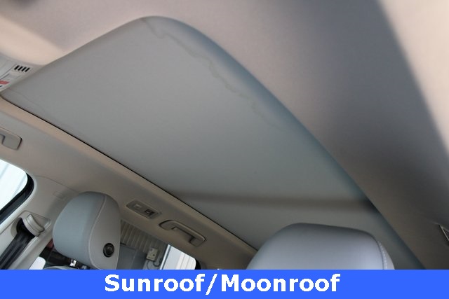 2024 Volkswagen Taos SE photo 4