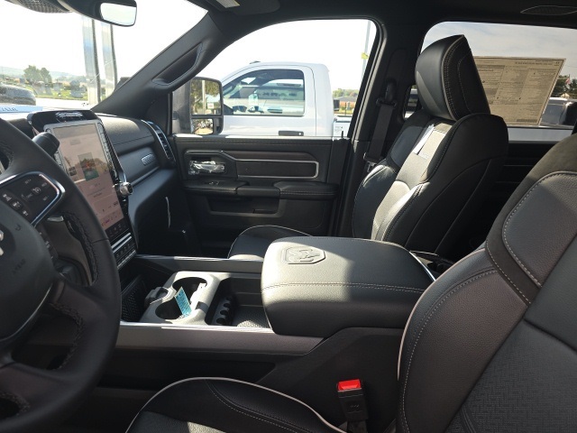 2026 Ram 2500 Laramie photo 16