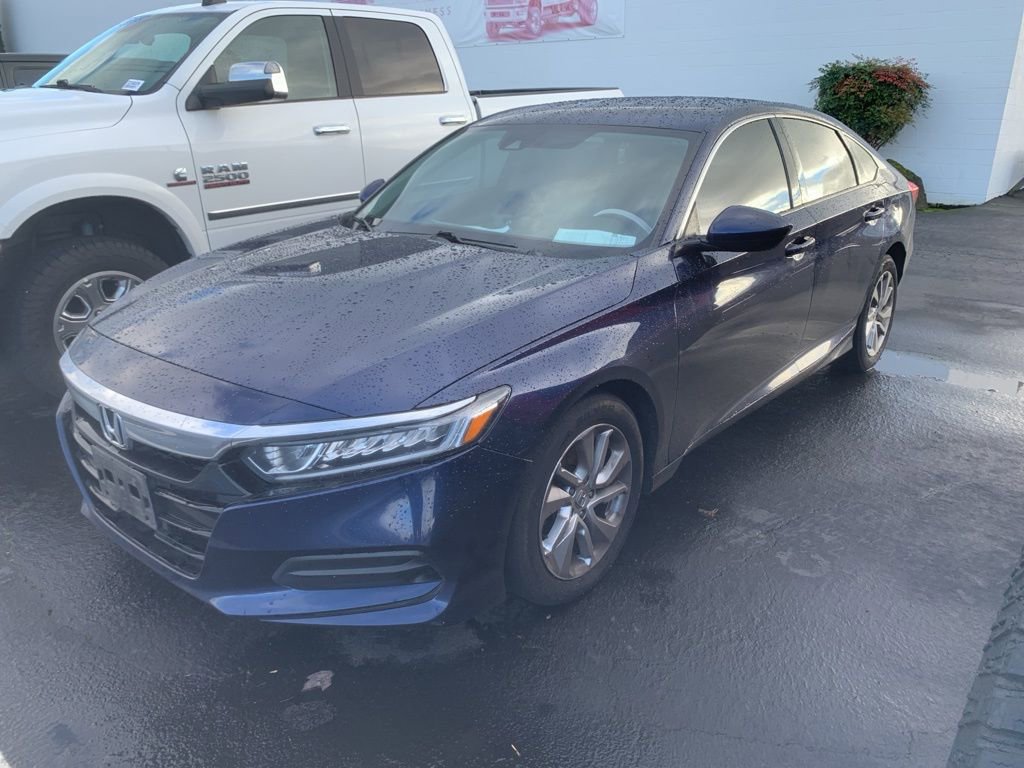 2019 Honda Accord LX's photo