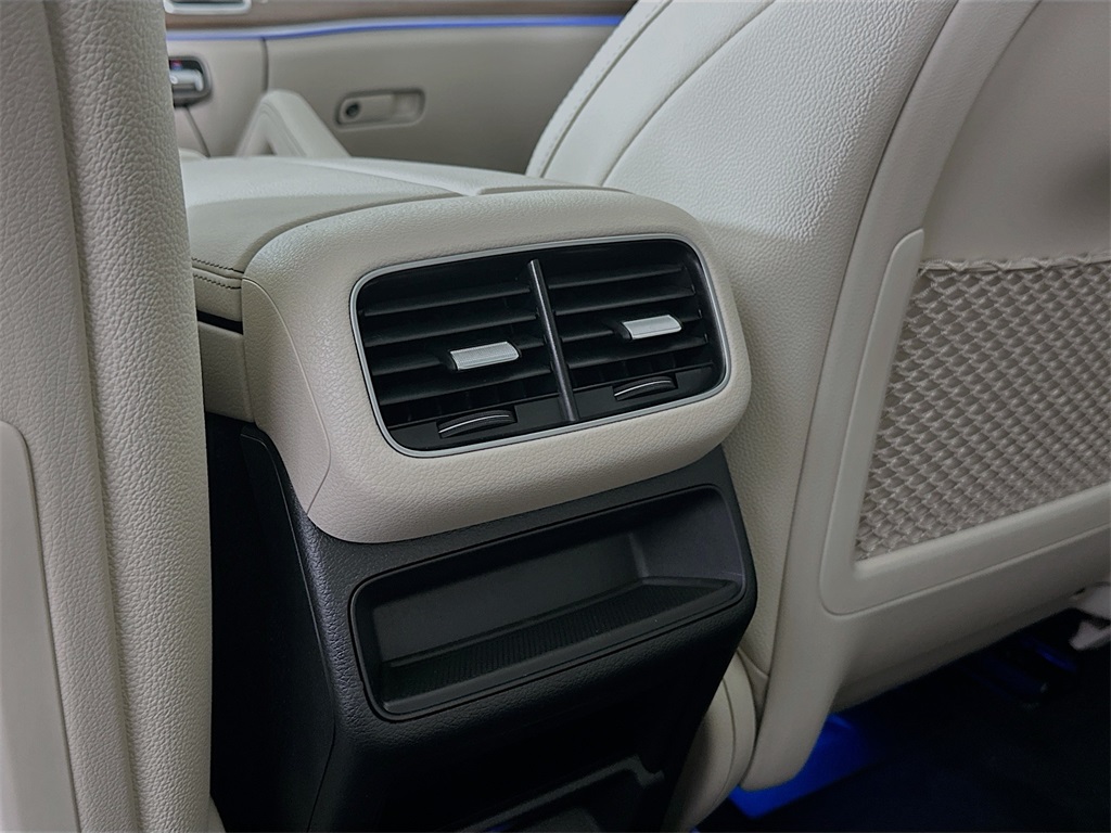 2026 Mercedes Benz GLE 450 4MATIC photo 23