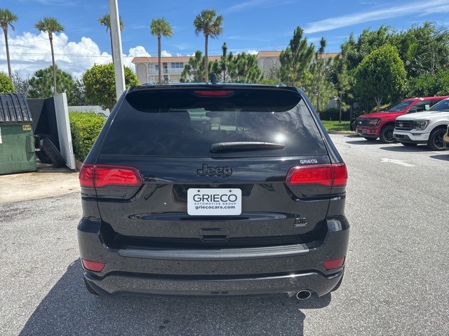 2020 Jeep Grand Cherokee Altitude photo 3