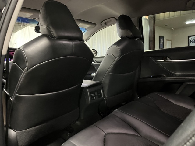 2018 Toyota Camry XSE photo 4