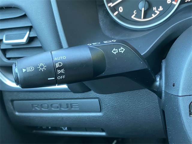 2023 Nissan Rogue S photo 19