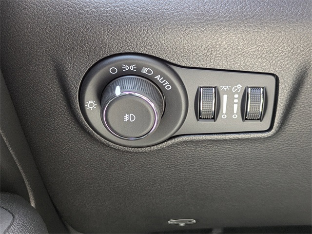2025 Jeep Compass Latitude photo 22