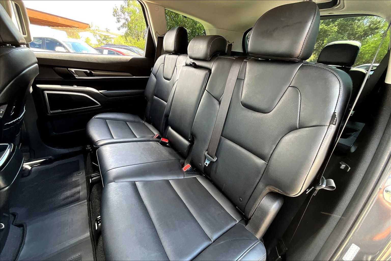 2024 Kia Telluride LX photo 18