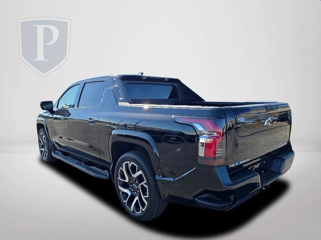 2024 Chevrolet Silverado EV RST photo 4