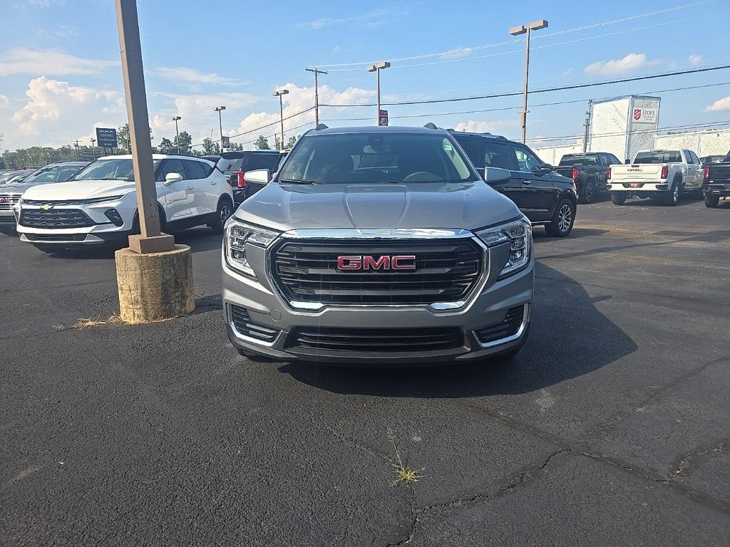 2024 Gmc Terrain SLE photo 2