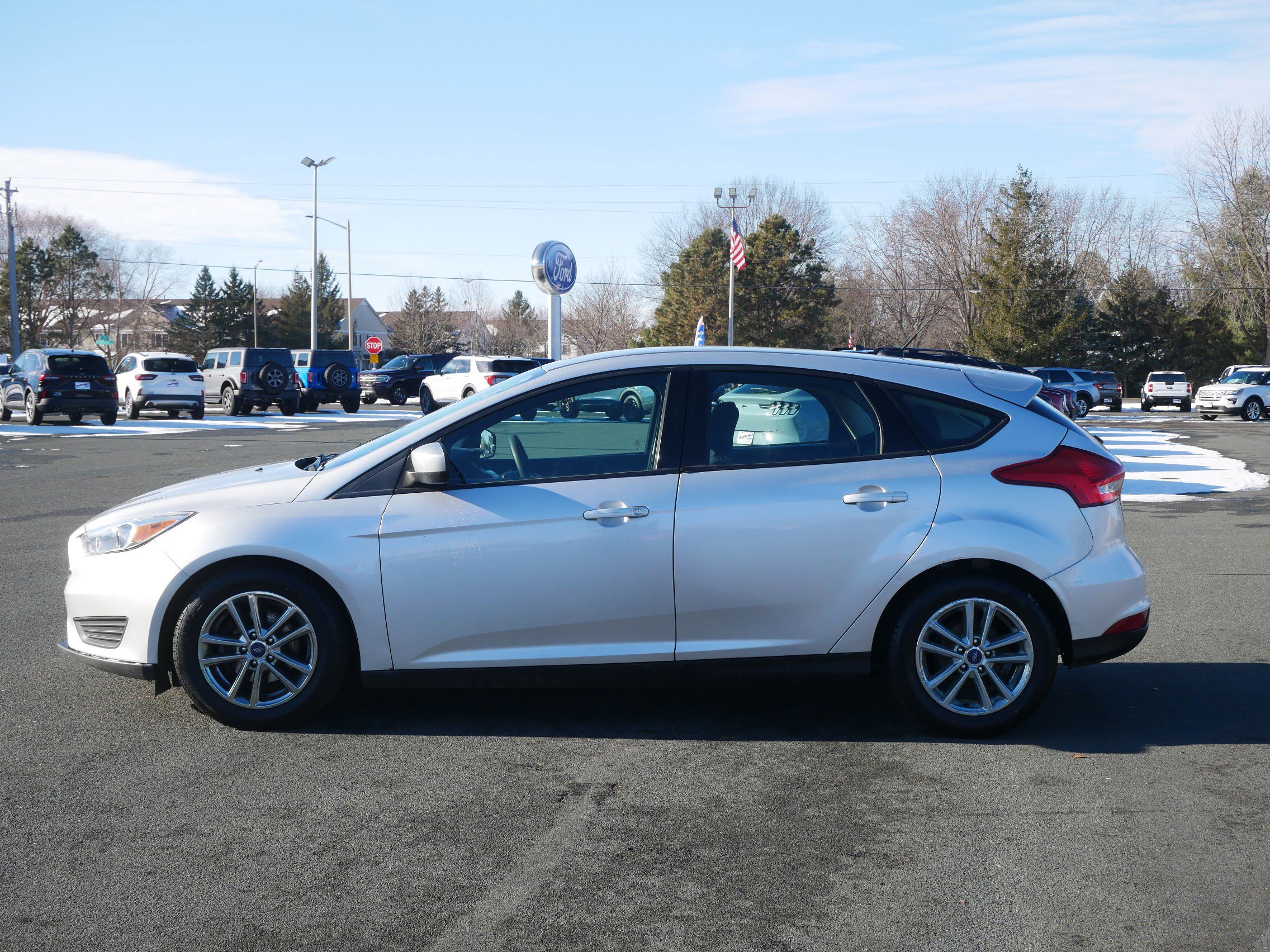 Used 2018 Ford Focus SE with VIN 1FADP3K23JL206416 for sale in Hastings, Minnesota