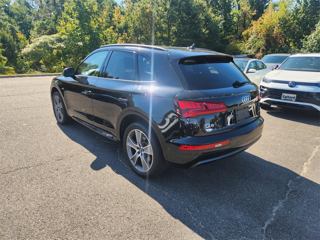 2020 Audi Q5 45 Premium Plus photo 11