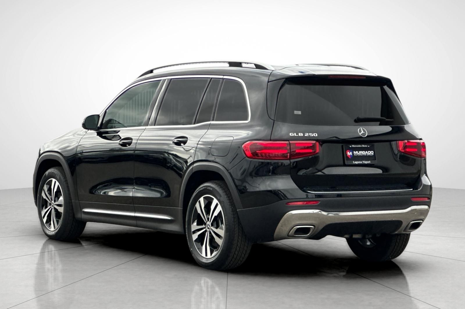 2025 Mercedes Benz GLB 250 photo 10