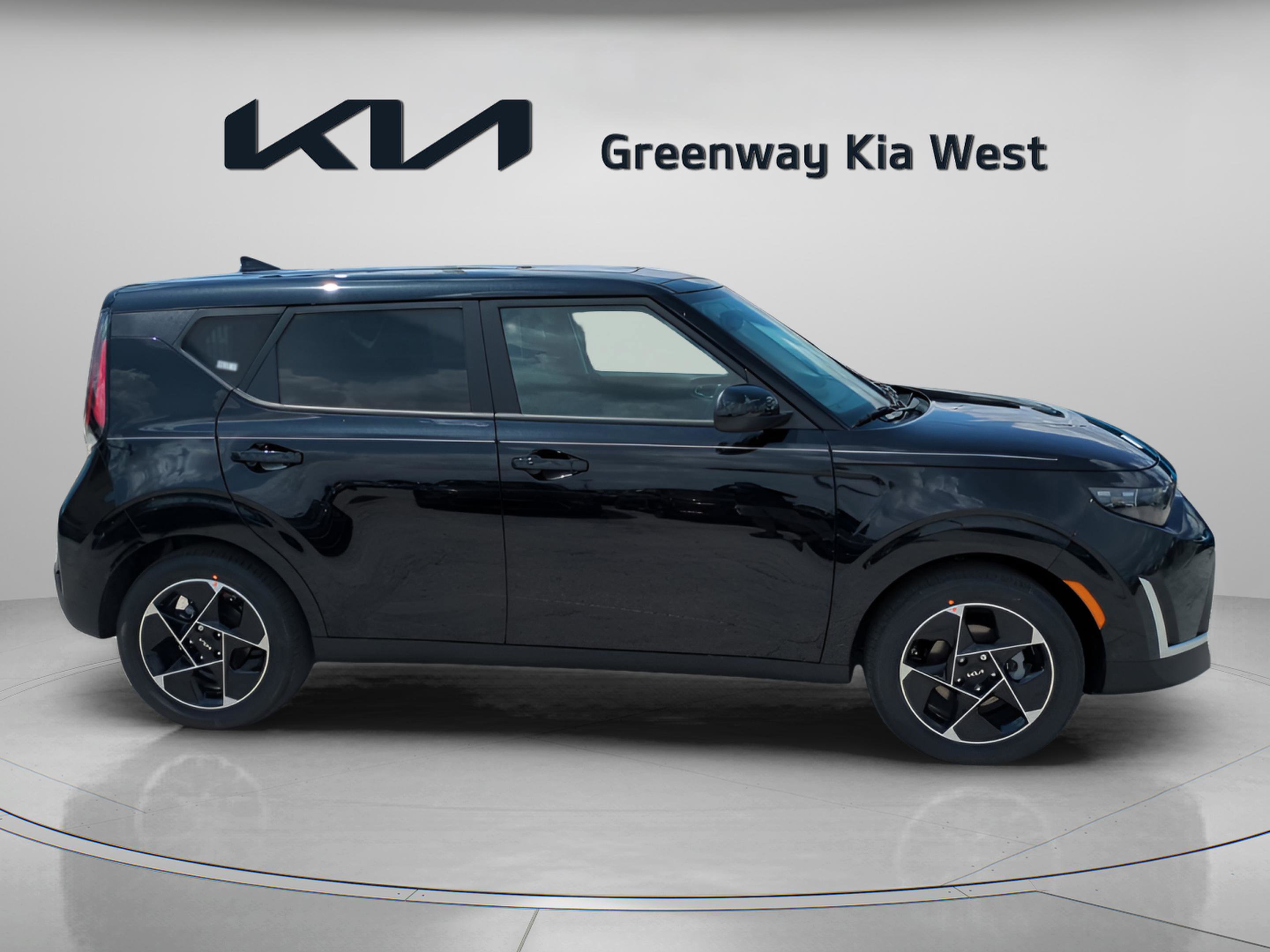 2025 Kia Soul EX photo 9