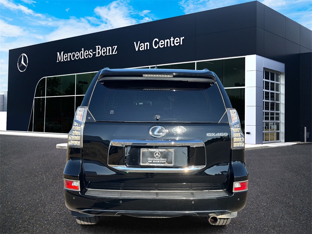 2019 Lexus GX 460 photo 3