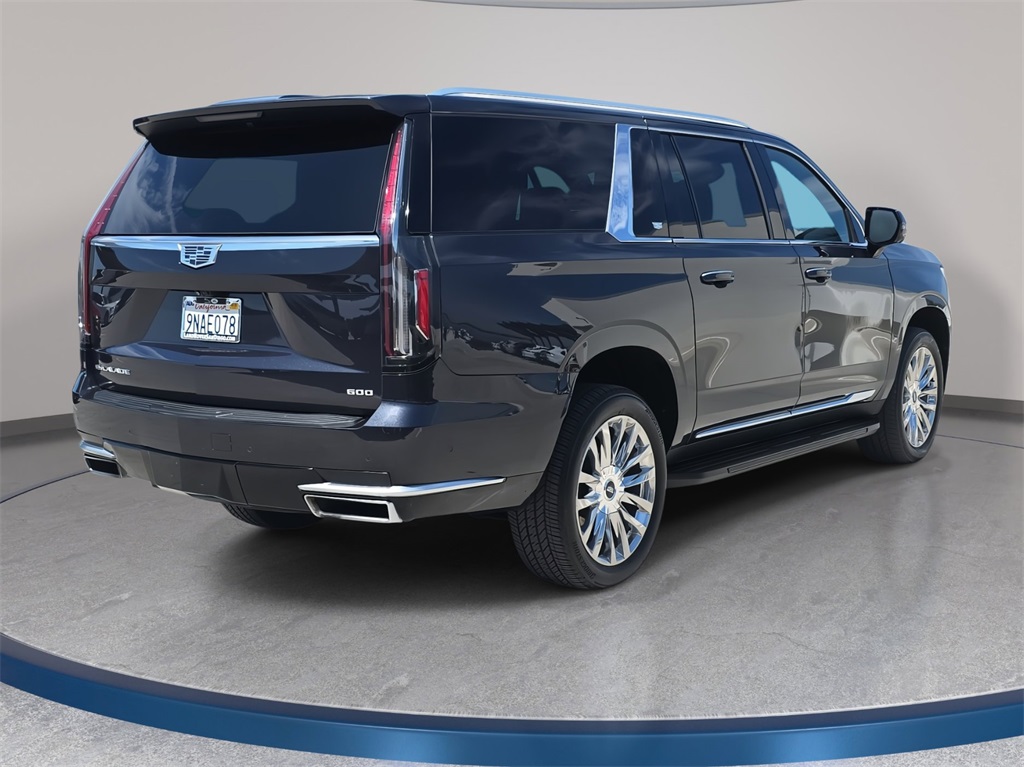 2022 Cadillac Escalade ESV Premium Luxury photo 5