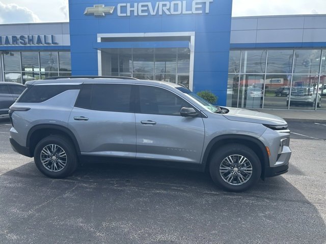 2024 Chevrolet Traverse photo 25