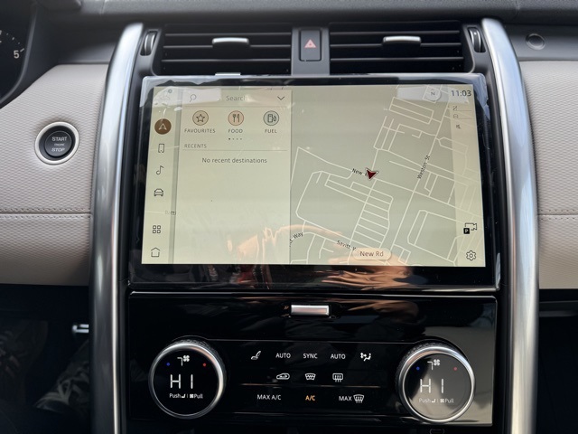 2024 Land Rover Discovery SE photo 13