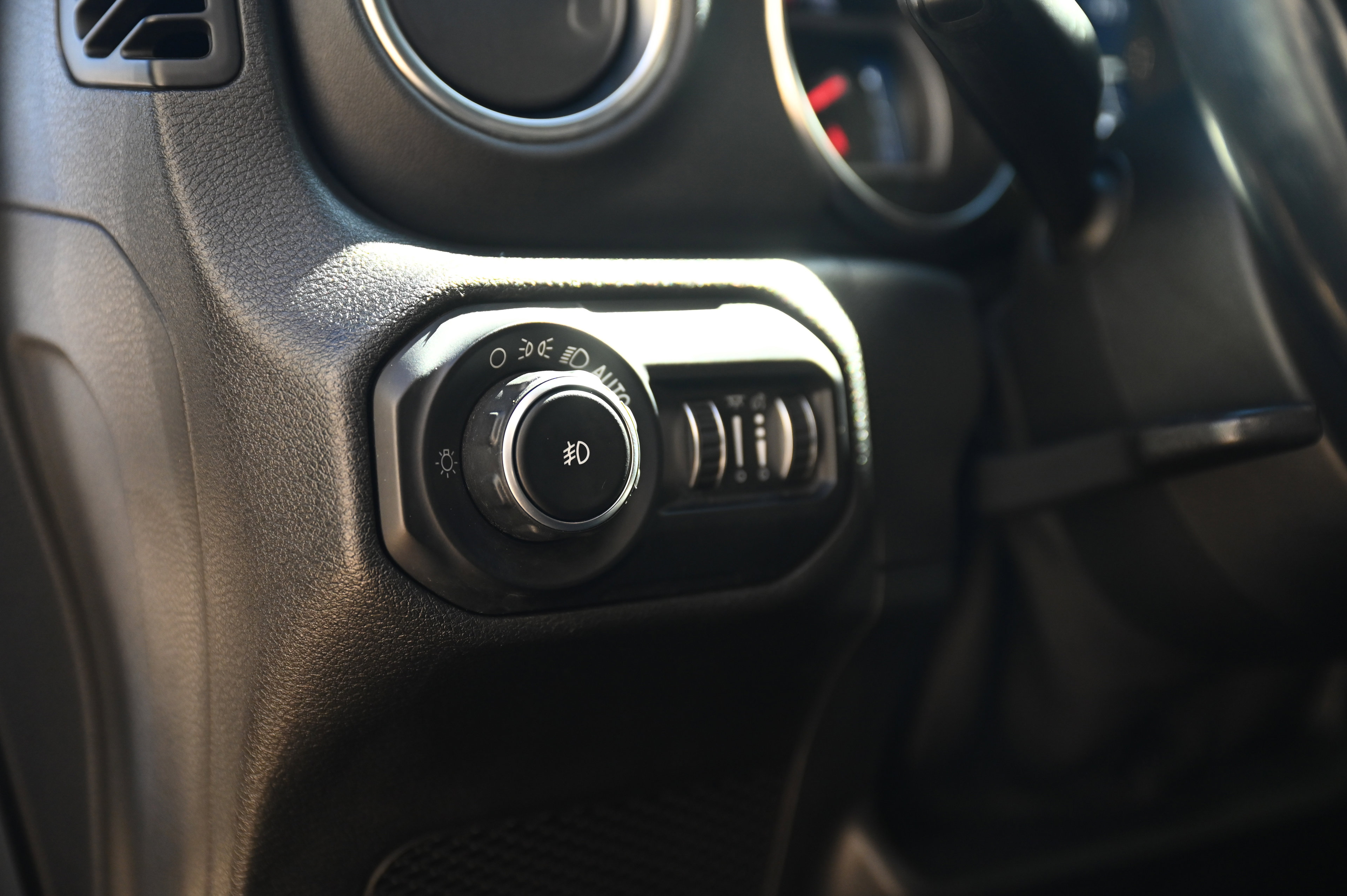2020 Jeep Wrangler Unlimited Recon photo 12