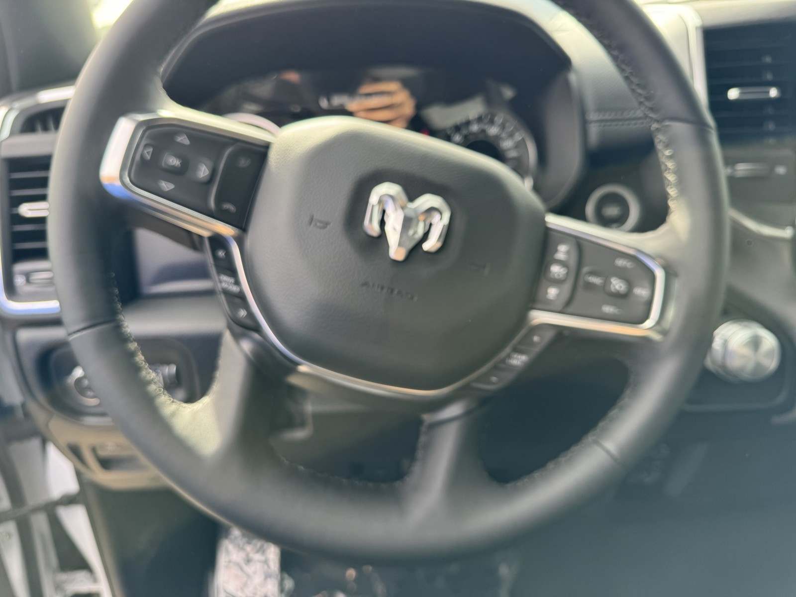2025 Ram 1500 Laramie photo 18