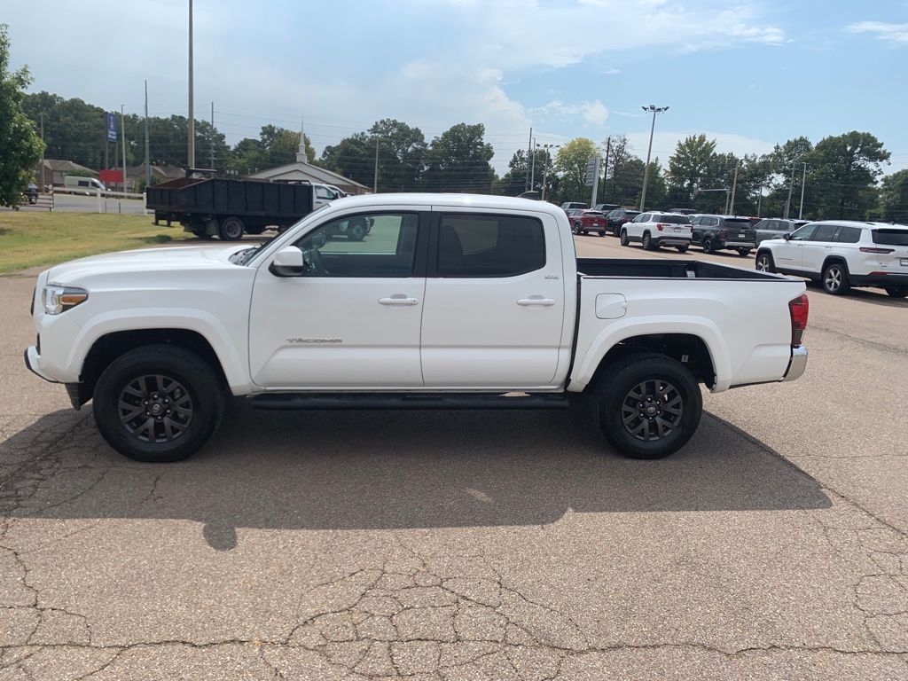 2023 Toyota Tacoma SR5 photo 4