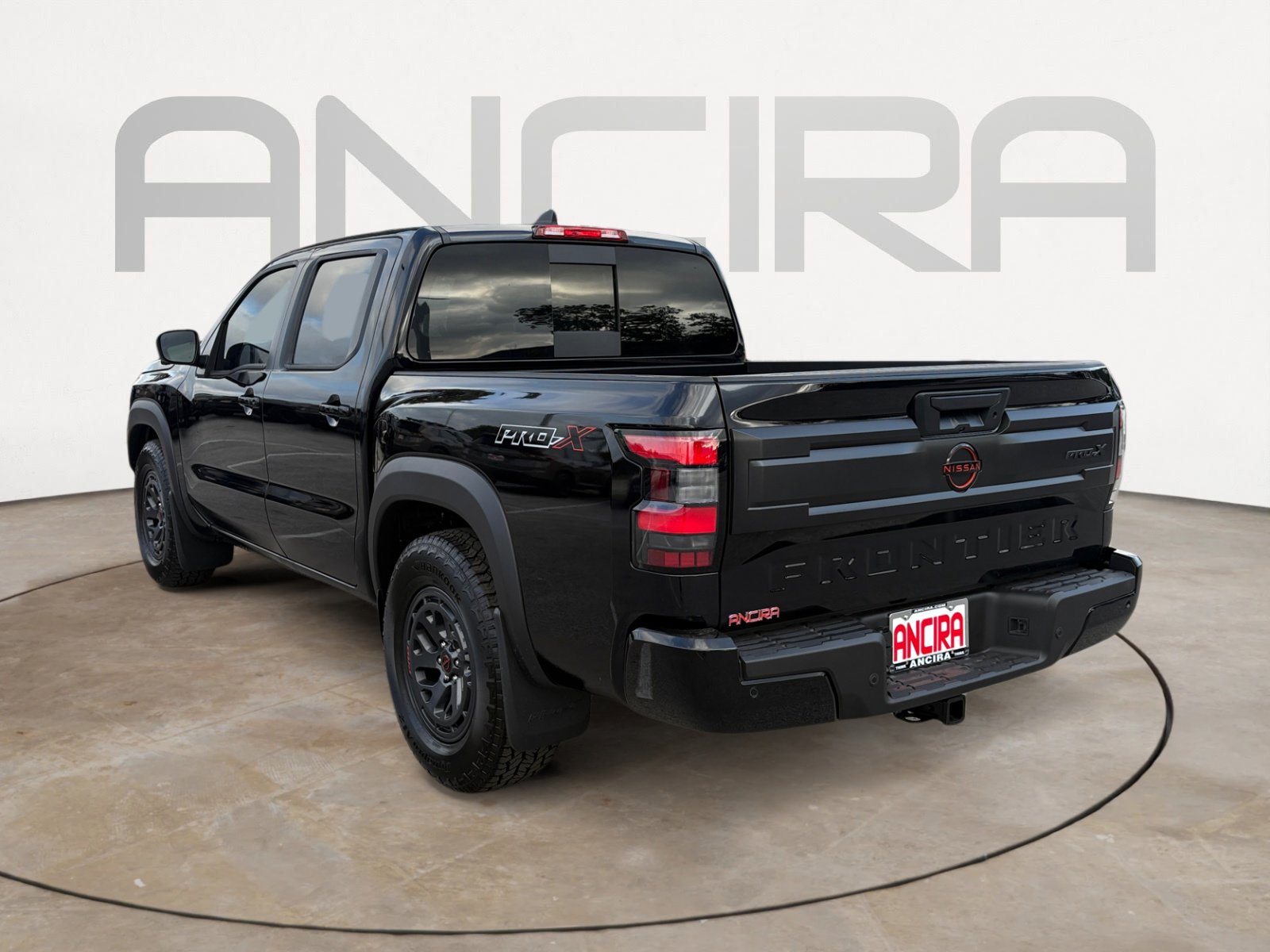 2025 Nissan Frontier PRO-X photo 8