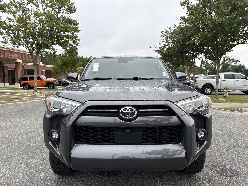 2022 Toyota 4Runner SR5 Premium photo 8