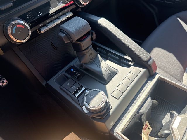 2025 Toyota Tacoma TRD Sport 4x4 Double Cab photo 23