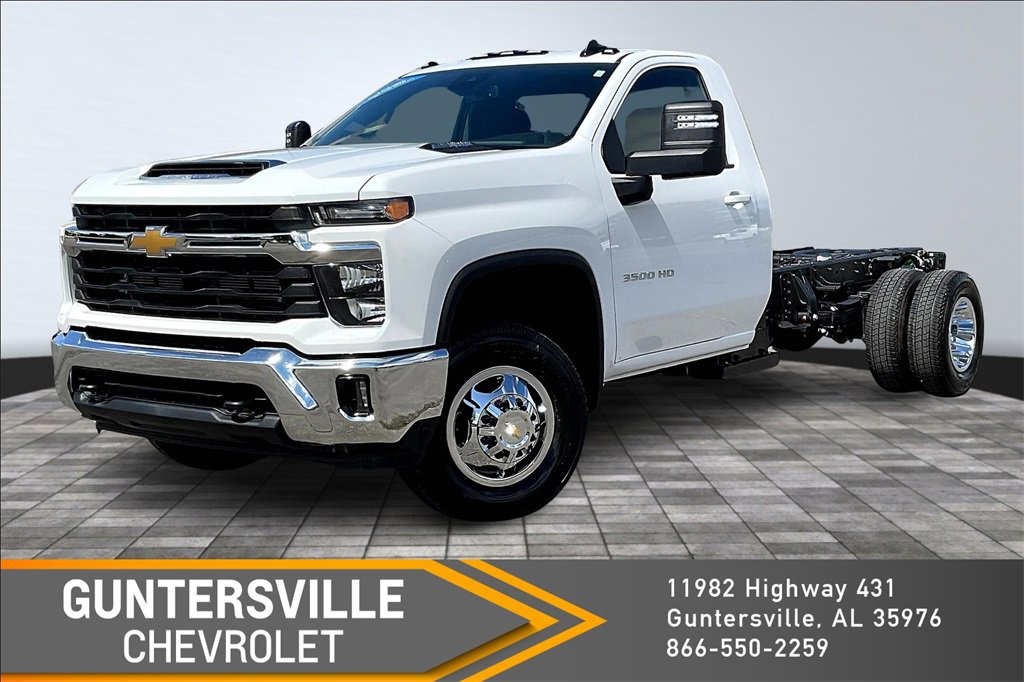 2026 Chevrolet Silverado 3500HD LT's photo