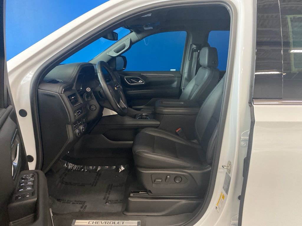 2024 Chevrolet Tahoe LT photo 3