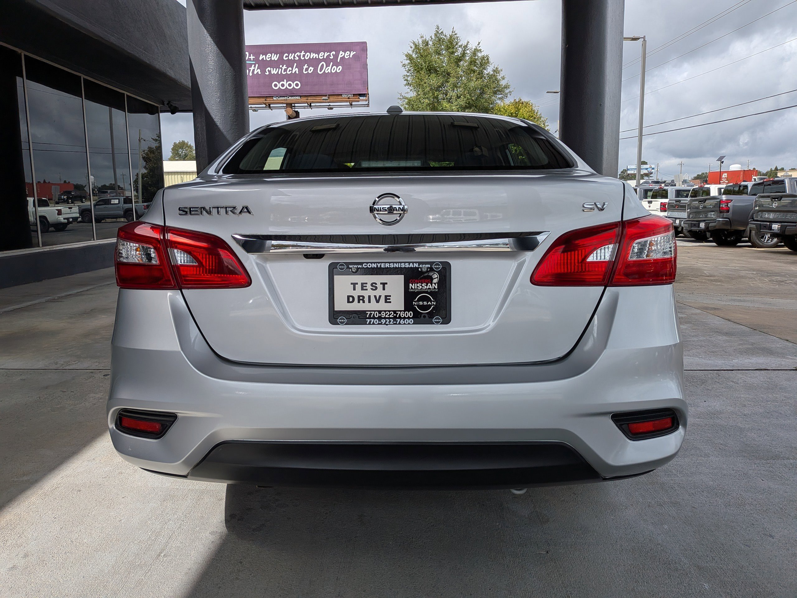 2019 Nissan Sentra SV photo 4