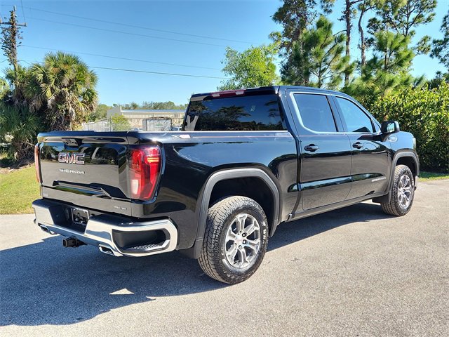 2026 Gmc Sierra 1500 SLE photo 4