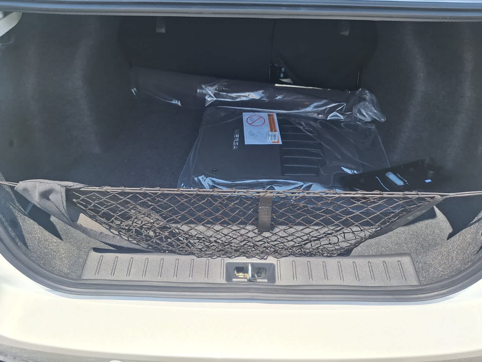2025 Nissan Versa SV photo 24