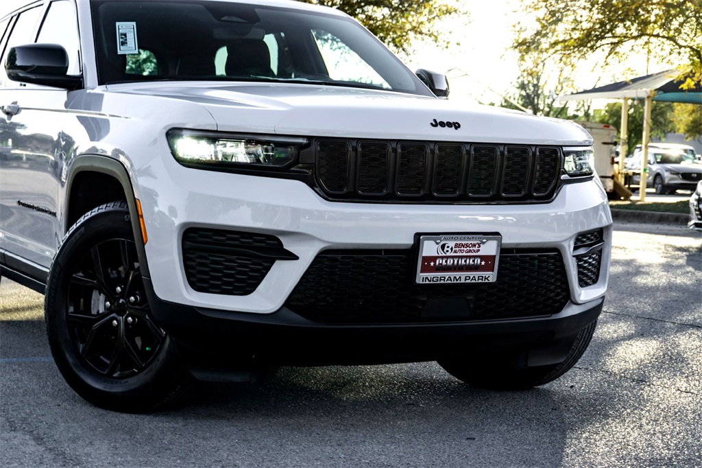 2024 Jeep Grand Cherokee Altitude X photo 3