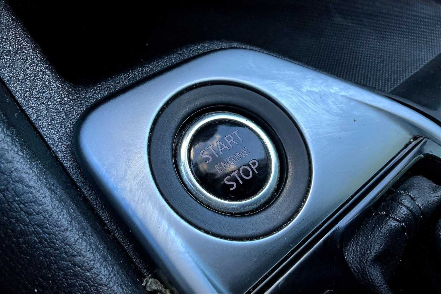 2022 Nissan Sentra SV photo 32