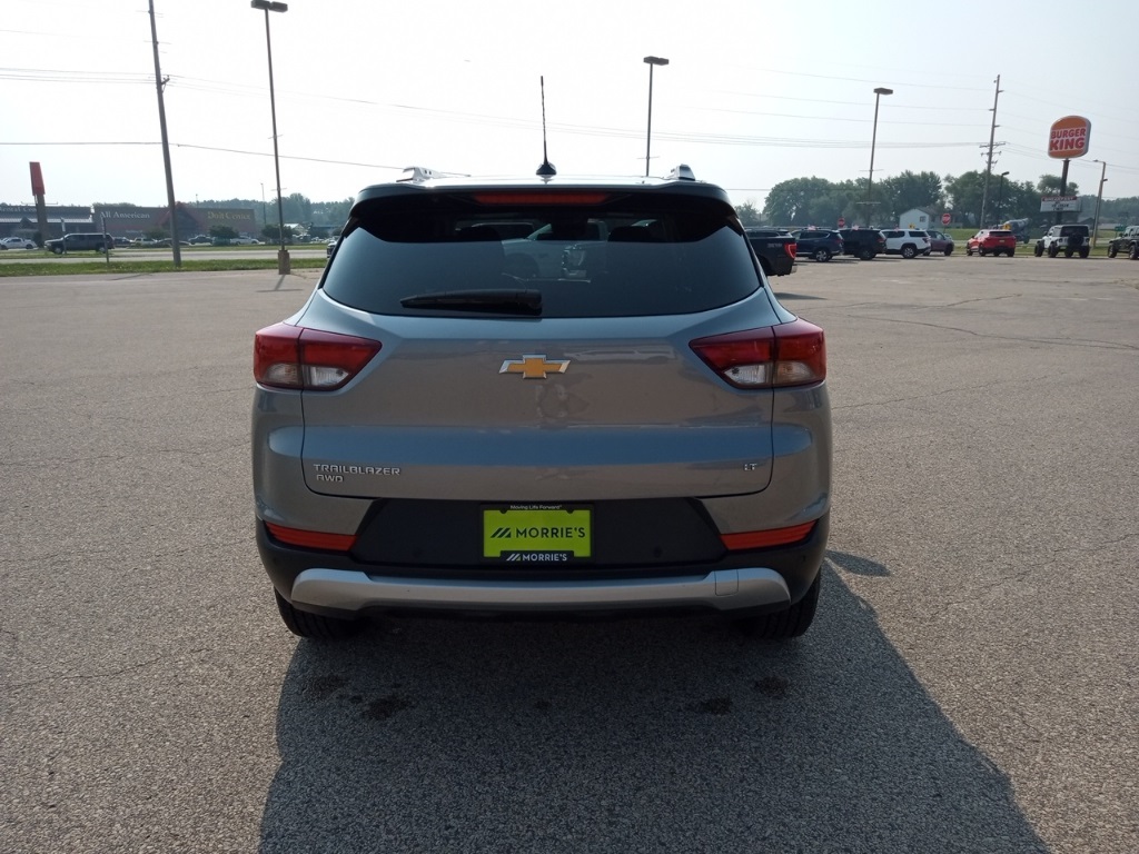 2024 Chevrolet Trailblazer LT photo 8
