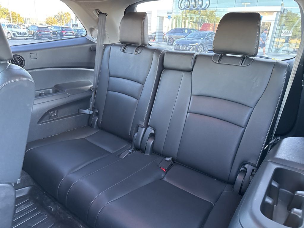 2019 Honda Pilot Touring photo 15