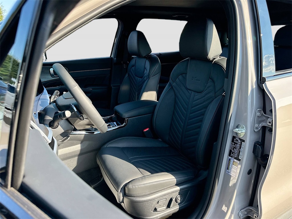 2026 Kia Sorento X-Line SX Prestige photo 19