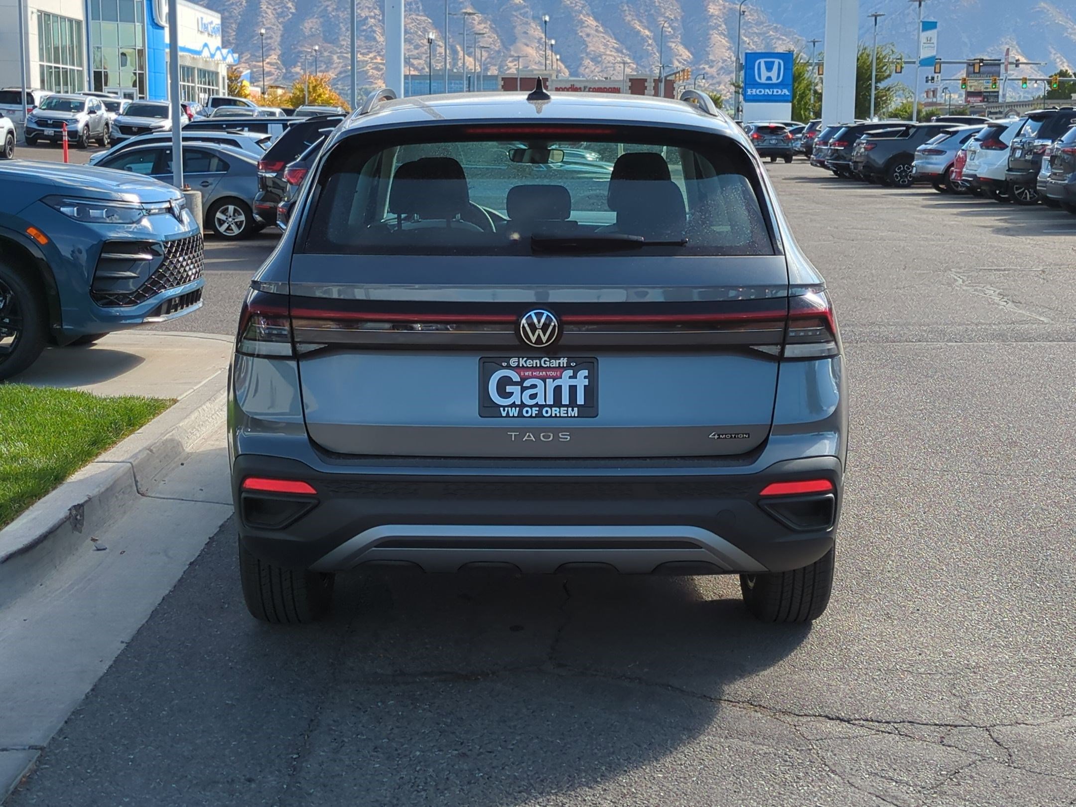 2025 Volkswagen Taos S photo 2