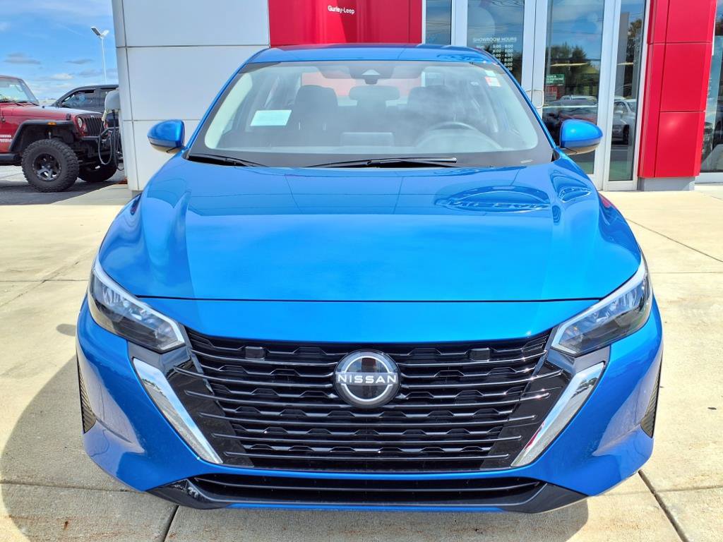 2025 Nissan Sentra SV photo 2