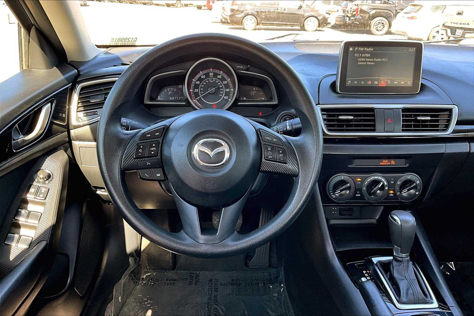 2016 Mazda Mazda3 i Sport photo 5