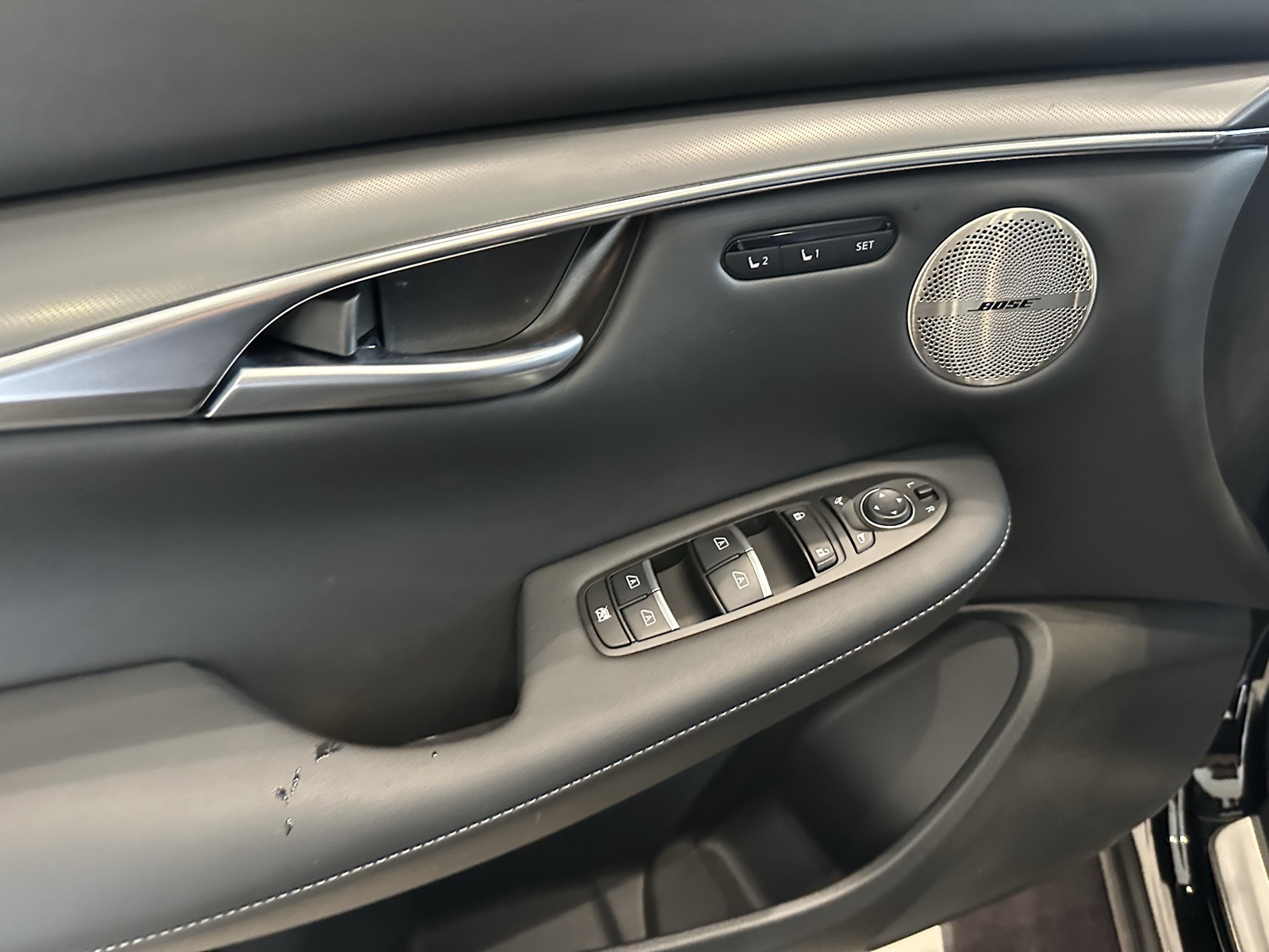 2025 Infiniti QX50 Luxe AWD photo 10