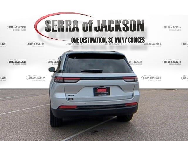 2024 Jeep Grand Cherokee Altitude X photo 3
