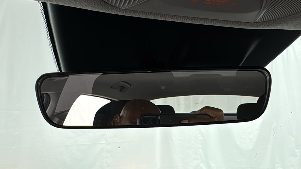 2025 Kia K4 LXS photo 26