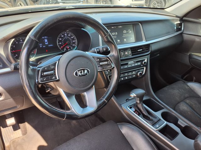 2020 Kia Optima S photo 4