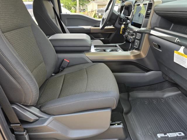 2025 Ford F-150 STX photo 10