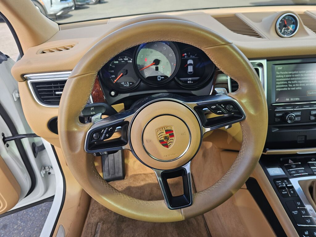 2015 Porsche Macan S photo 27