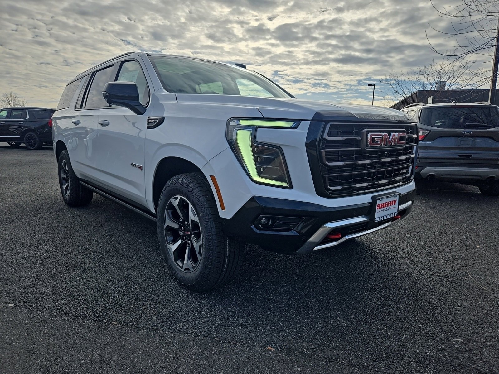 2026 GMC Yukon XL AT4 Ultimate's photo