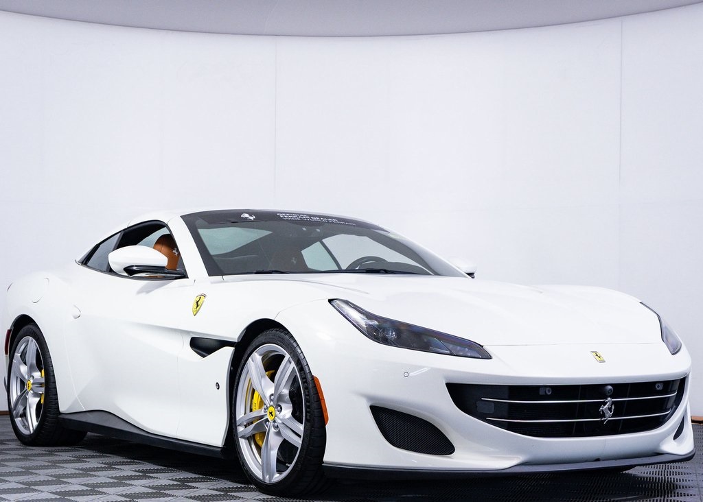 Certified Used 2020 Bianco Avus Ferrari Base image 5