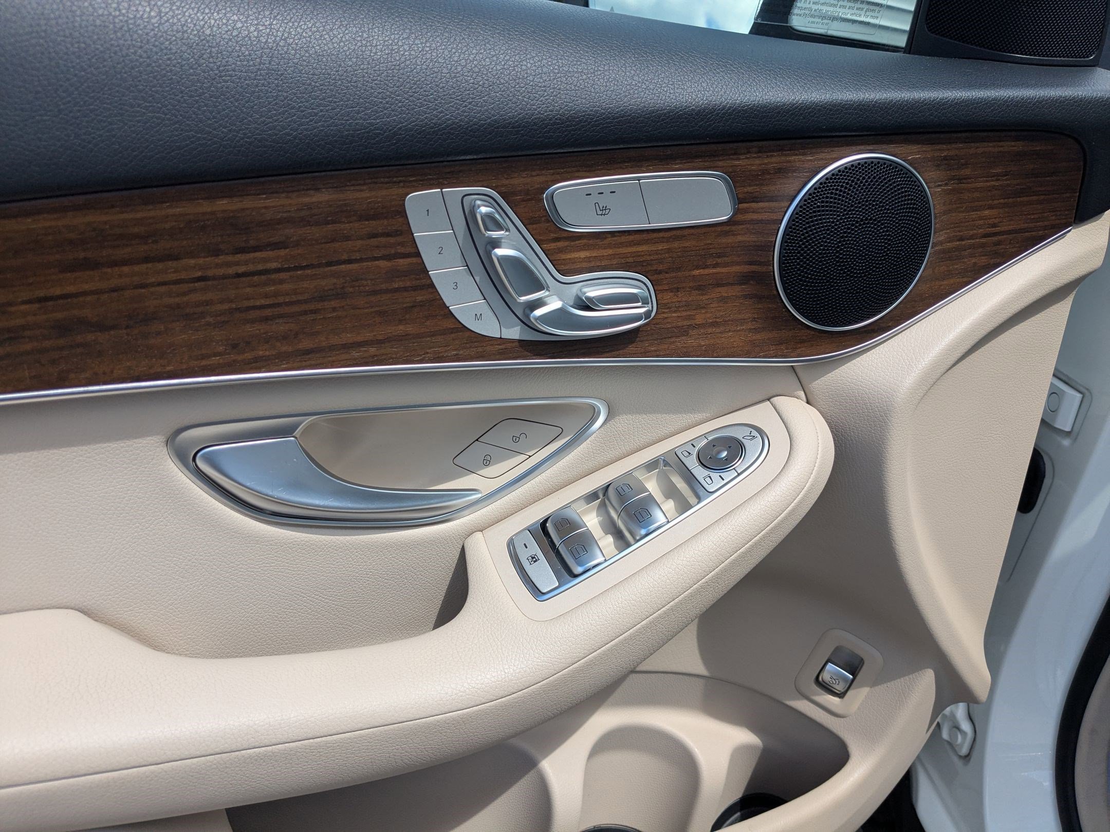 2022 Mercedes Benz GLC 300 4MATIC photo 10